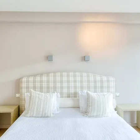 Lejlighed Stunning 3-bedroom With Panoramic View